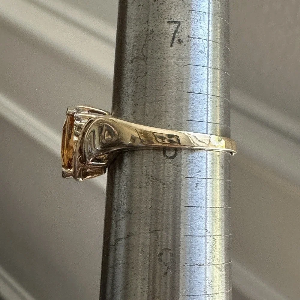 LGL Leer Gem Accent Ring 10K Yellow Gold Size 8 Citrine Quartz 2 Diamonds 3.2g